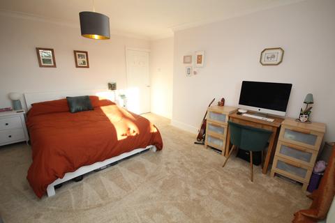 2 bedroom flat for sale, Wansbeck Lodge, Stretford, M32 8PZ