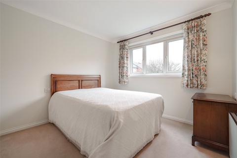 1 bedroom retirement property for sale, Acorn Drive, Berkshire RG40