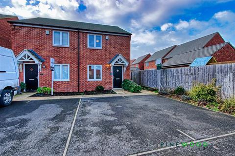 2 bedroom semi-detached house for sale, Eskdale Close, Chesterfield S41