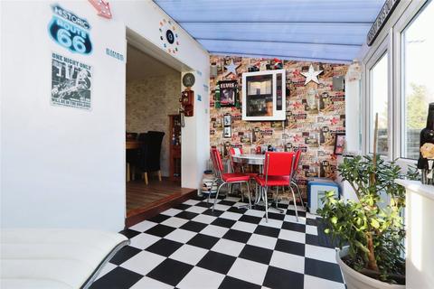 10 Heathfield Road, Bideford, EX39 4BU