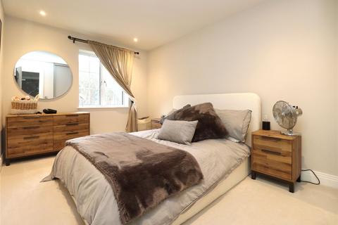 Flat 34, Britannia Wharf Monument Road, Woking, GU21 5FS