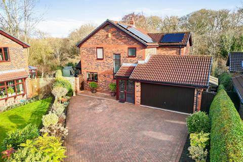 4 bedroom detached house for sale, Sunbury Gardens, Appleton, Warrington