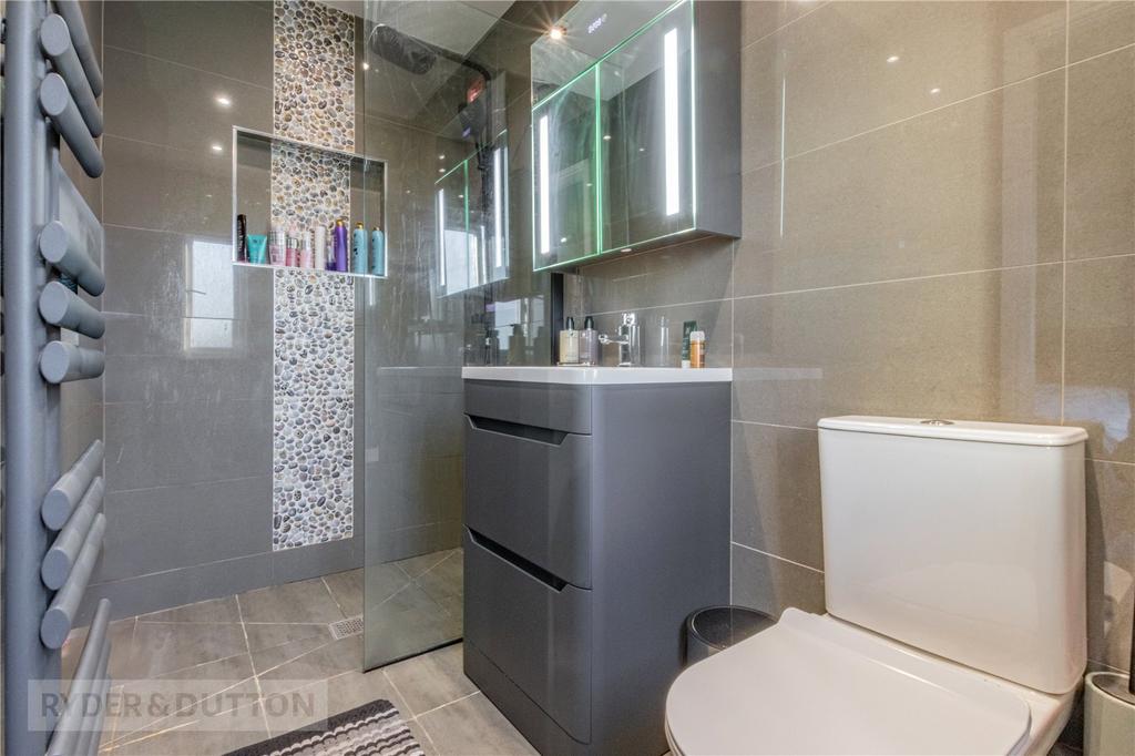 En-Suite To Bed 1