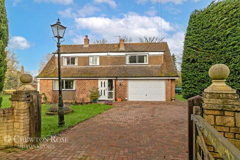 4 bedroom detached house for sale, The Avenue, Worminghall