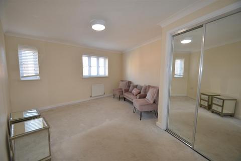 48 Heronslee, Shefford, SG17 5FQ