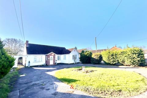 3 bedroom detached house for sale, Point Clear Road, St. Osyth, Clacton-on-Sea, Essex, CO16