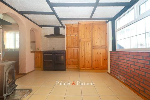 3 bedroom detached house for sale, Point Clear Road, St. Osyth, Clacton-on-Sea, Essex, CO16