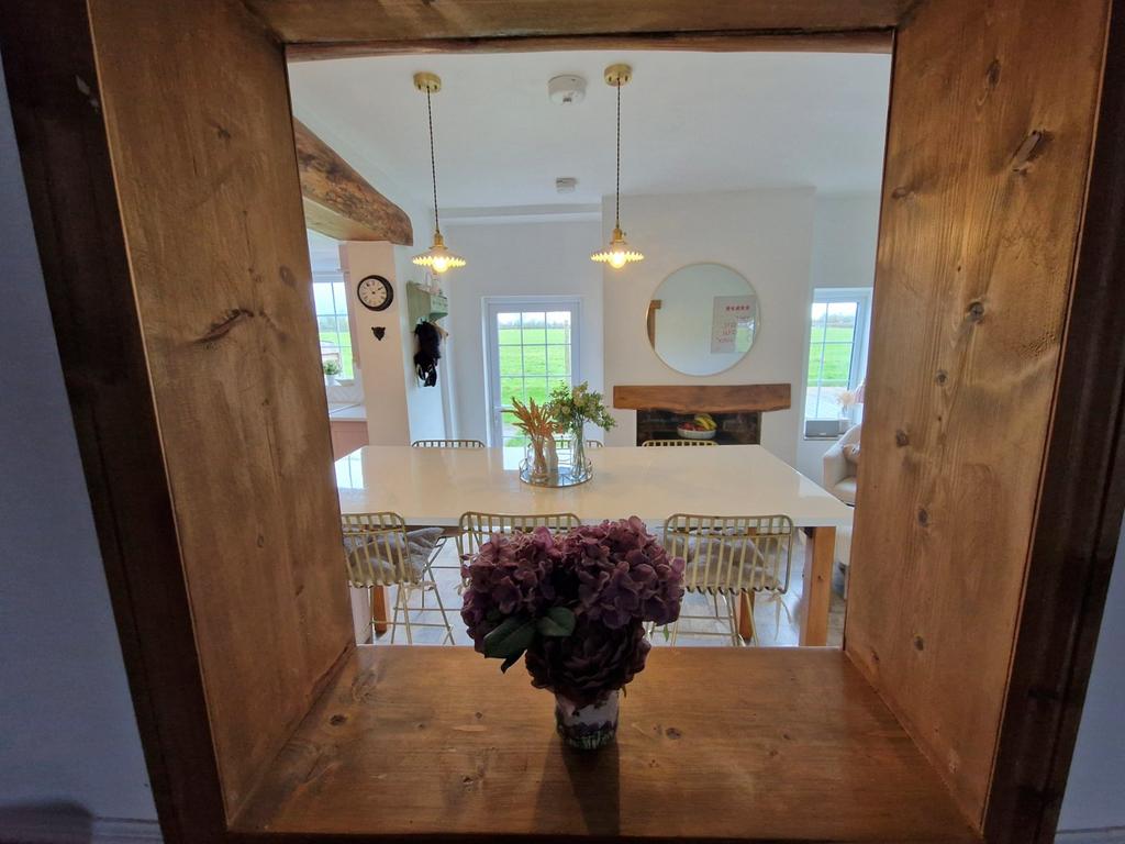 Kitchen/Breakfast