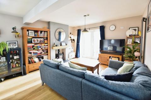 10 Cornhill Drive, Bristol, BS14 9SA