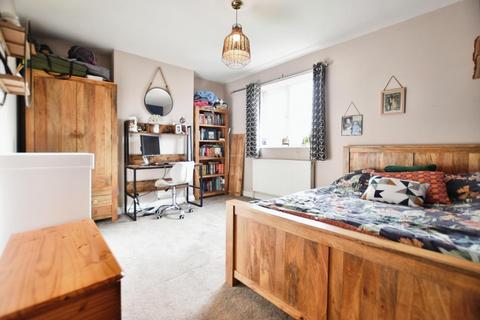 10 Cornhill Drive, Bristol, BS14 9SA