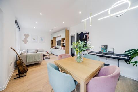 2 bedroom apartment for sale, Brownlow Road, London, N11