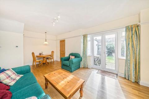 4 bedroom terraced house for sale, Court Way, London W3