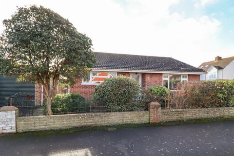 2 bedroom detached bungalow for sale, Seaview Road, Hayling Island