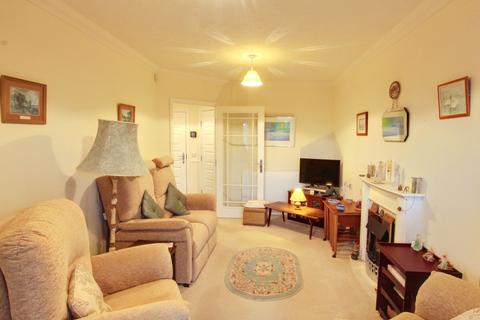 1 bedroom flat for sale, Church Road, Petlands Lodge, RH16