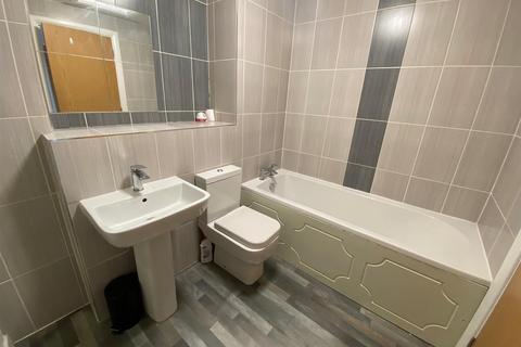 2 bedroom flat to rent, Windsor Mews, Wakefield Road, Hipperholme