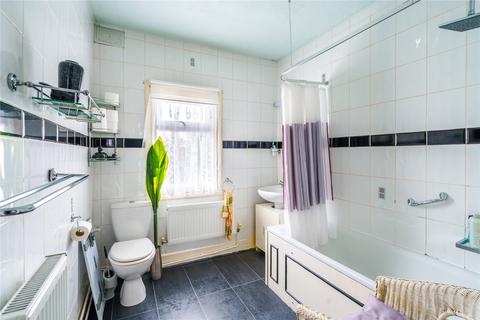 2 bedroom terraced house for sale, Rowan Road, London, SW16