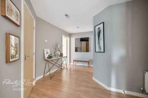 1 bedroom flat for sale, Jacob House, Amhurst Road, Hackney, E8