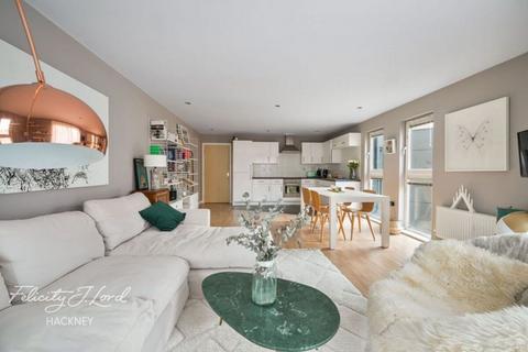 1 bedroom flat for sale, Jacob House, Amhurst Road, Hackney, E8