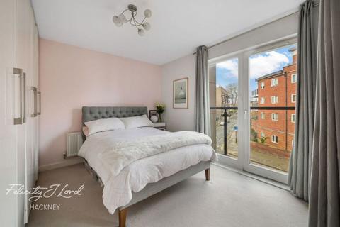 1 bedroom flat for sale, Jacob House, Amhurst Road, Hackney, E8