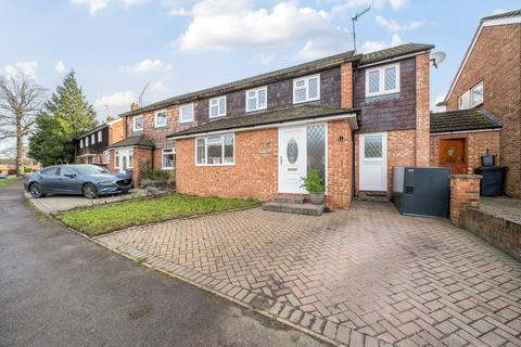 4 bedroom semi-detached house for sale, Long Dyke, Guildford, GU1