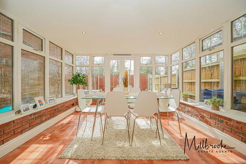 5 Abbeycroft Close, Astley, Manchester, M29 7TJ