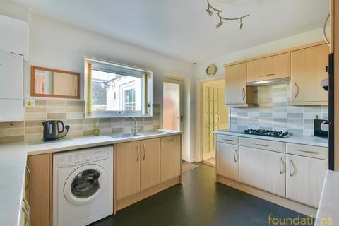 2 bedroom detached bungalow for sale, Cranston Avenue, Bexhill-on-Sea, TN39