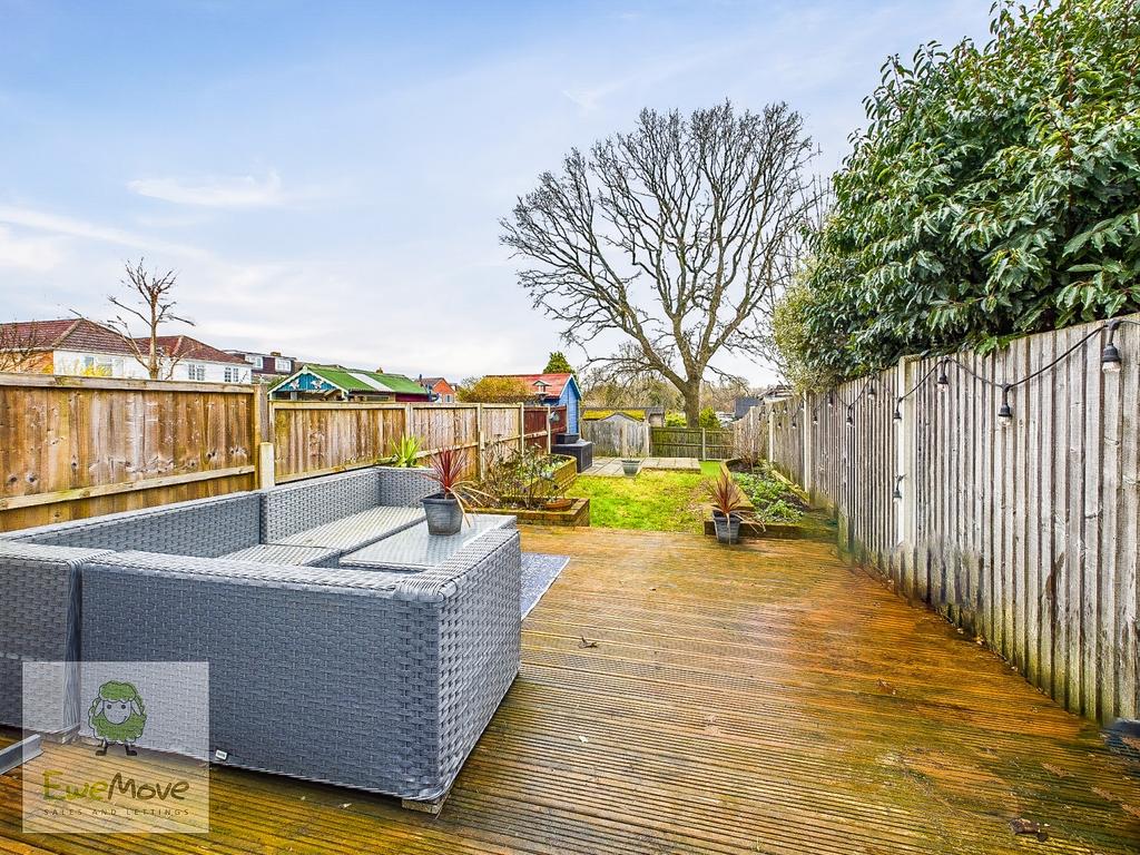 Seating Area Onto Garden