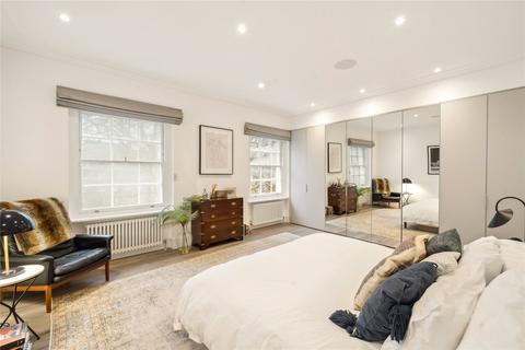 5 bedroom apartment to rent, Connaught Square, London, W2