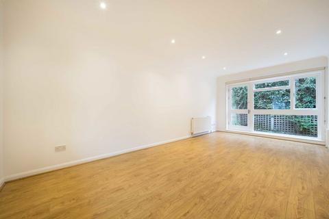 2 bedroom end of terrace house to rent, Napier Close, London W14