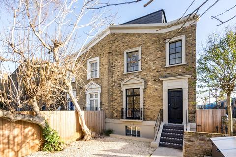 4 bedroom semi-detached house for sale, Queensbridge Road, London, E8