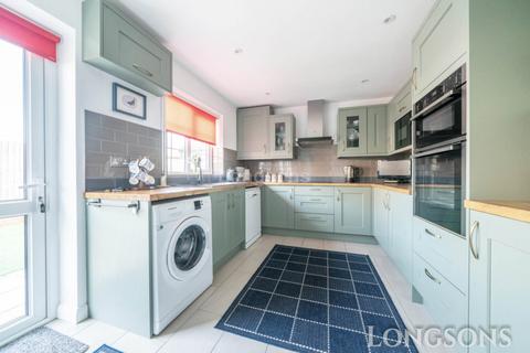3 bedroom detached bungalow for sale, Rollesby Avenue, Swaffham