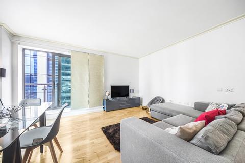 2 bedroom apartment to rent, Discovery Dock East, London E14