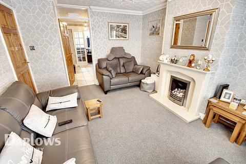 3 bedroom end of terrace house for sale, Ferntree Drive, Cardiff