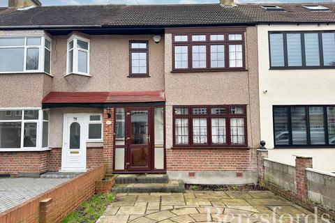 77 Primrose Glen, Hornchurch, RM11 2NL