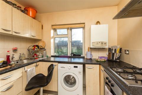 2 bedroom flat for sale, Long Close Lane, North Yorkshire YO10