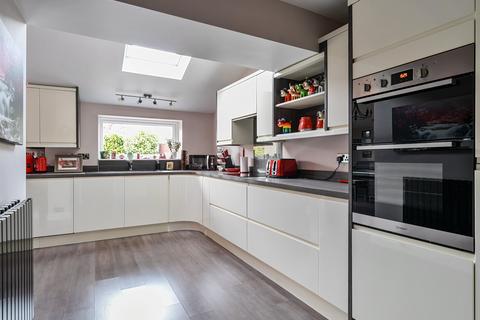 3 bedroom semi-detached house for sale, Deanery Road, Bristol BS15