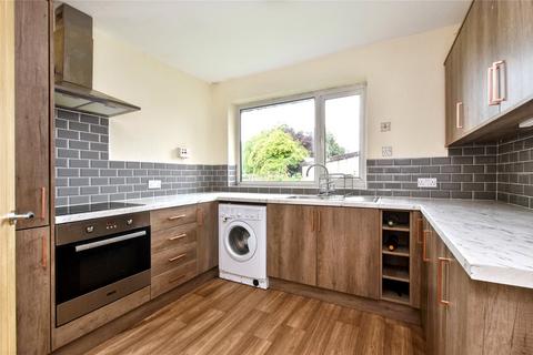 2 bedroom bungalow for sale, Chatsworth Fall, Pudsey, West Yorkshire