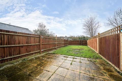 46 Robinson Way, Northfleet, Gravesend, DA11 9AB