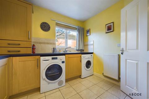 5 Bowling Green Road, Uttoxeter, ST14 7HW