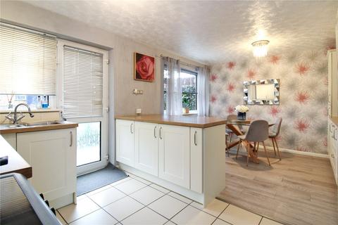 3 bedroom semi-detached house for sale, Hathaway Road, Swindon SN2