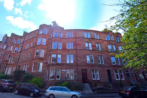 2 bedroom flat to rent, Bellwood Street, Glasgow G41