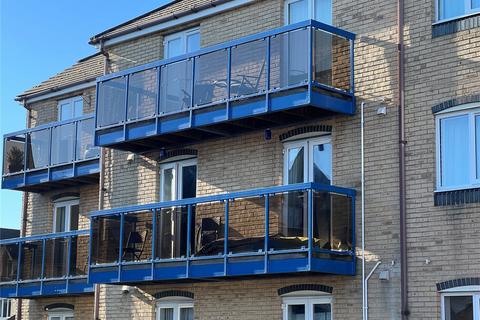 33 Atlantic Close, Ocean Village, Southampton, SO14 3TA