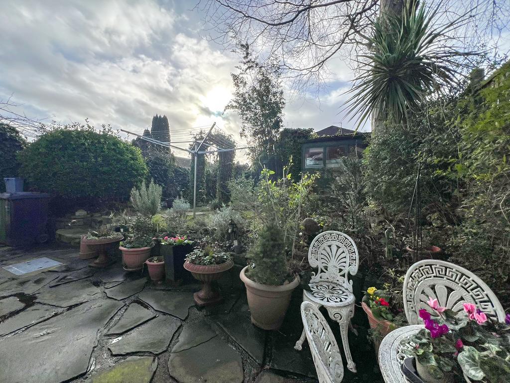 Rear garden (2)