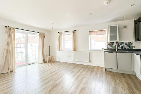 2 bedroom flat to rent, Plough And Windmill, West Street, Bristol, BS3 3NB