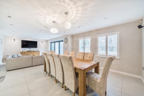 5 bedroom detached house for sale, Broadlands Avenue, Shepperton, TW17