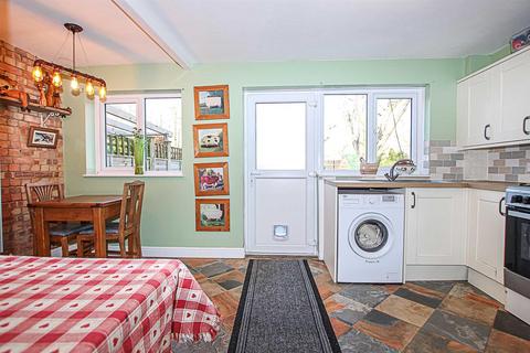 3 bedroom terraced house for sale, St. Wendreds Way, Newmarket CB8