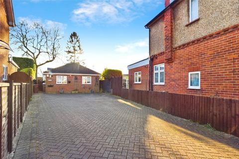 2 bedroom bungalow for sale, Gratwicke Road, Tilehurst, Reading, Berkshire, RG30