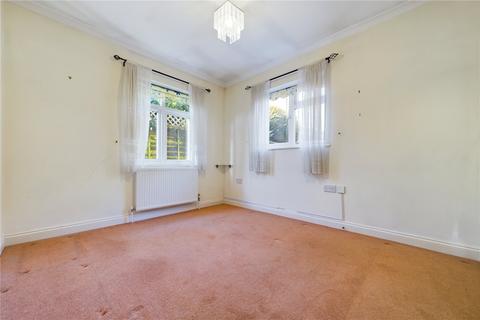 2 bedroom bungalow for sale, Gratwicke Road, Tilehurst, Reading, Berkshire, RG30