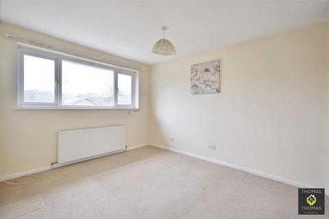 6 Eagle Way, Abbeydale, Gloucester, GL4 4WS