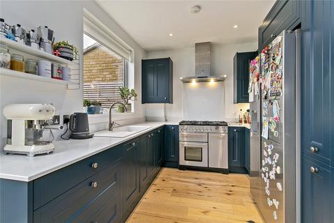 3 bedroom terraced house to rent, Somerton Avenue, Richmond, TW9